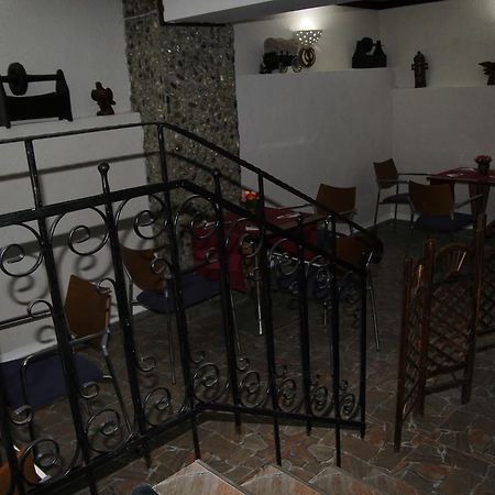 Hotel Doi Taurasi Afumaţi المظهر الخارجي الصورة